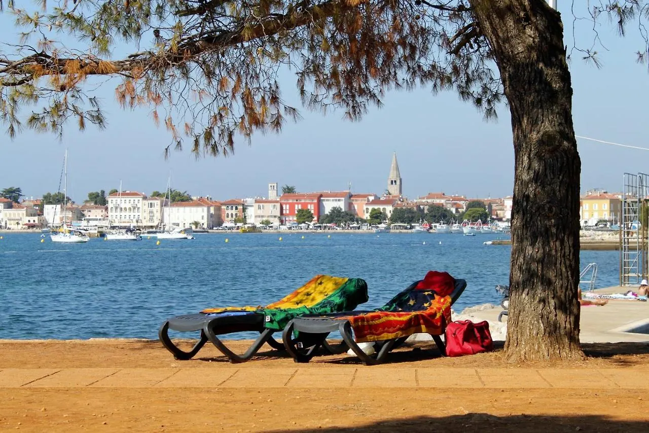 Apartments With A Parking Space Porec - 7154